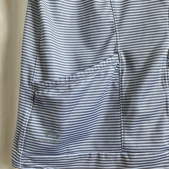 Performance tank w POCKETS.  Gray Wht stripe - Picture 3 of 14